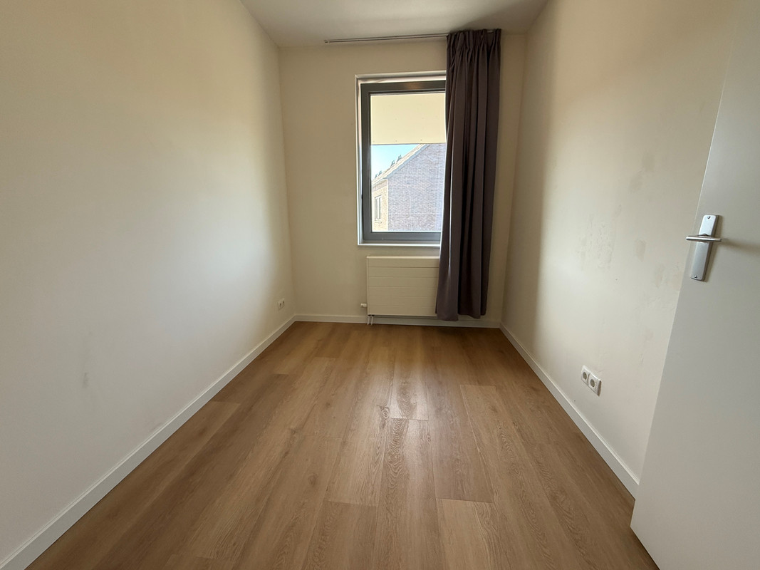 Tussenwoning te huur: Wakerdijk 21, Arnhem