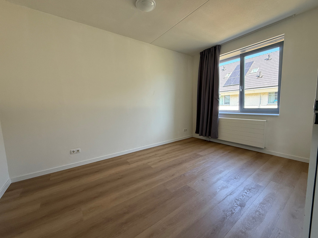 Tussenwoning te huur: Wakerdijk 21, Arnhem