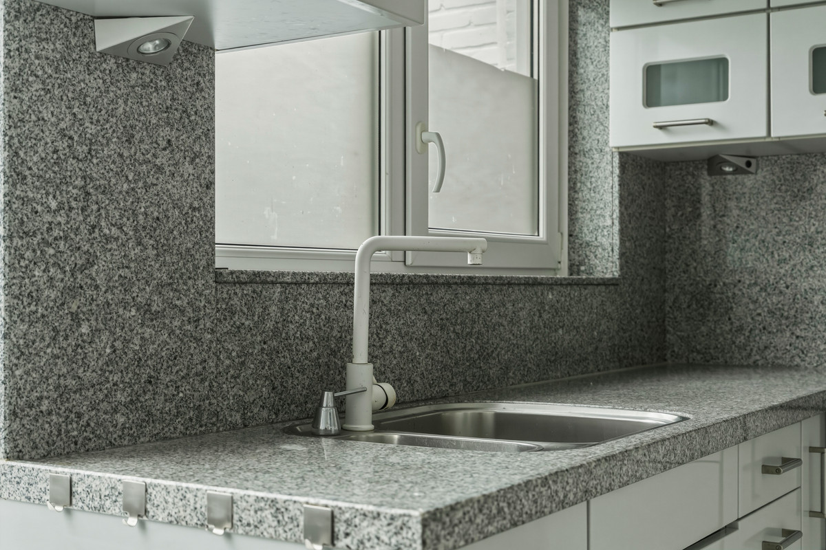Hoekwoning te koop: Monnetstraat 14, Zevenaar