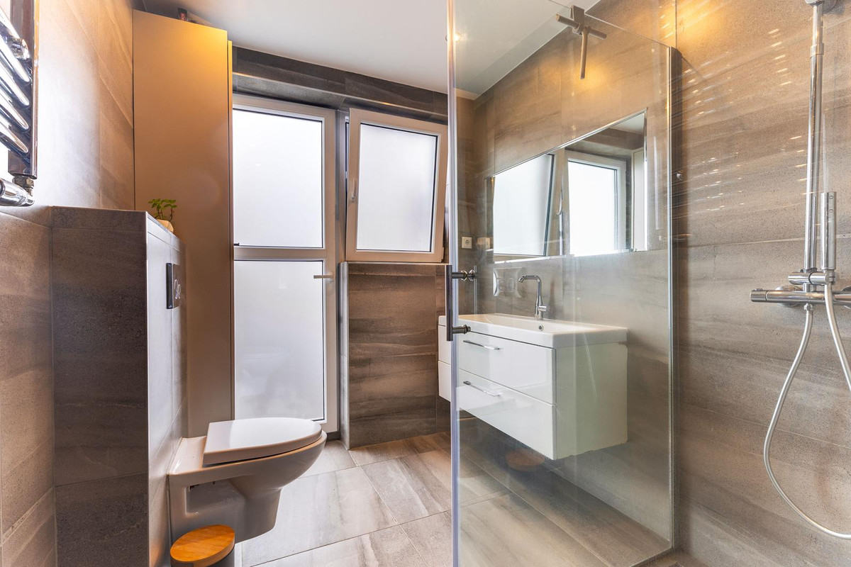 Tussenwoning te koop: Leliestraat 3, Koog Aan De Zaan