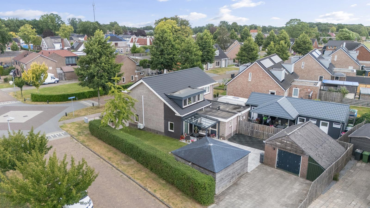 Twee-onder-één-kap te koop: Spanjaardspad 35, Schoonebeek