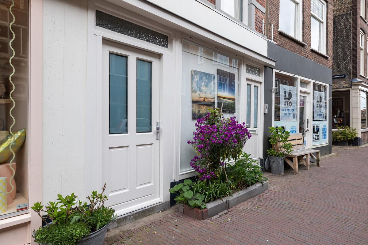 Tussenwoning te koop: Voorstraat 165A, Dordrecht