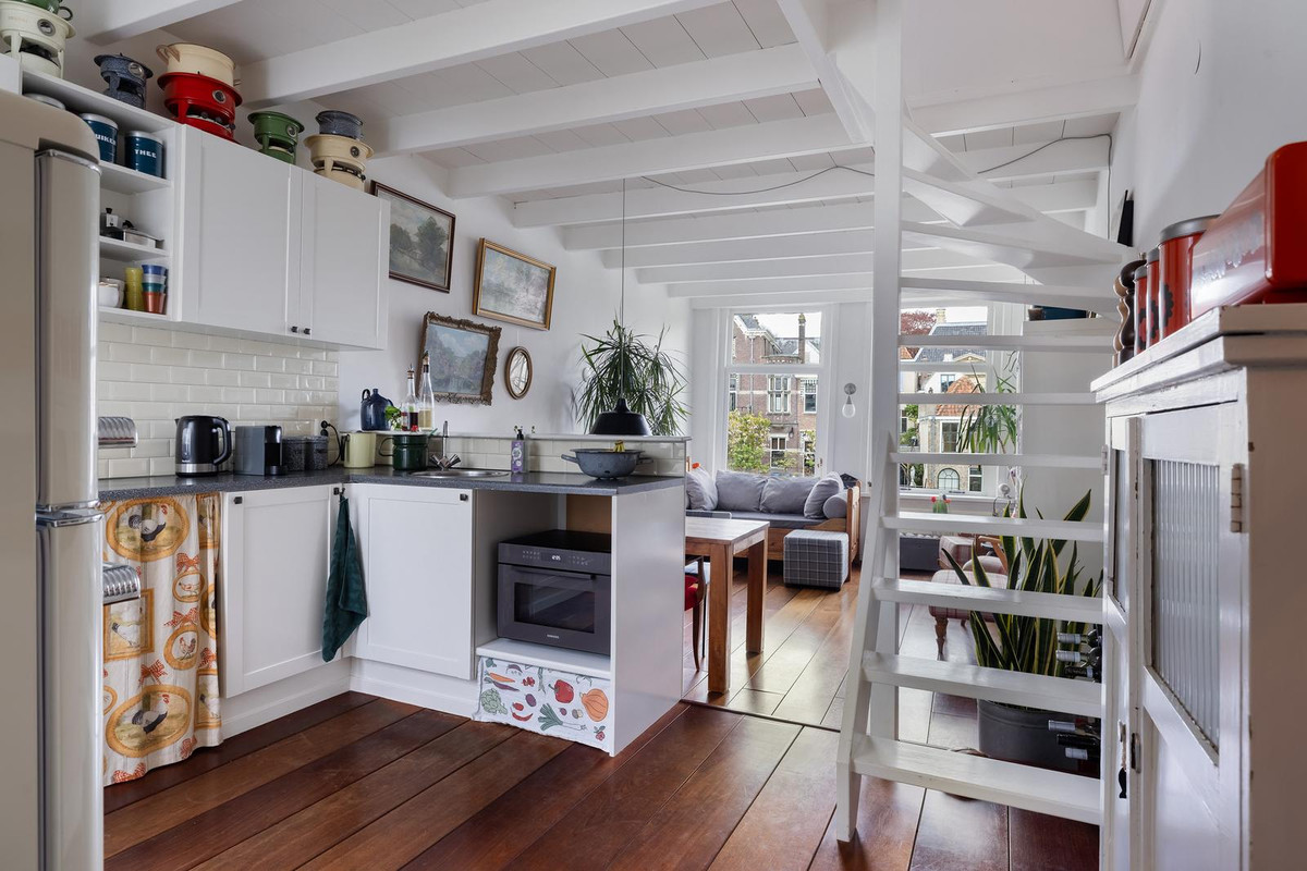 Tussenwoning te koop: Voorstraat 165A, Dordrecht