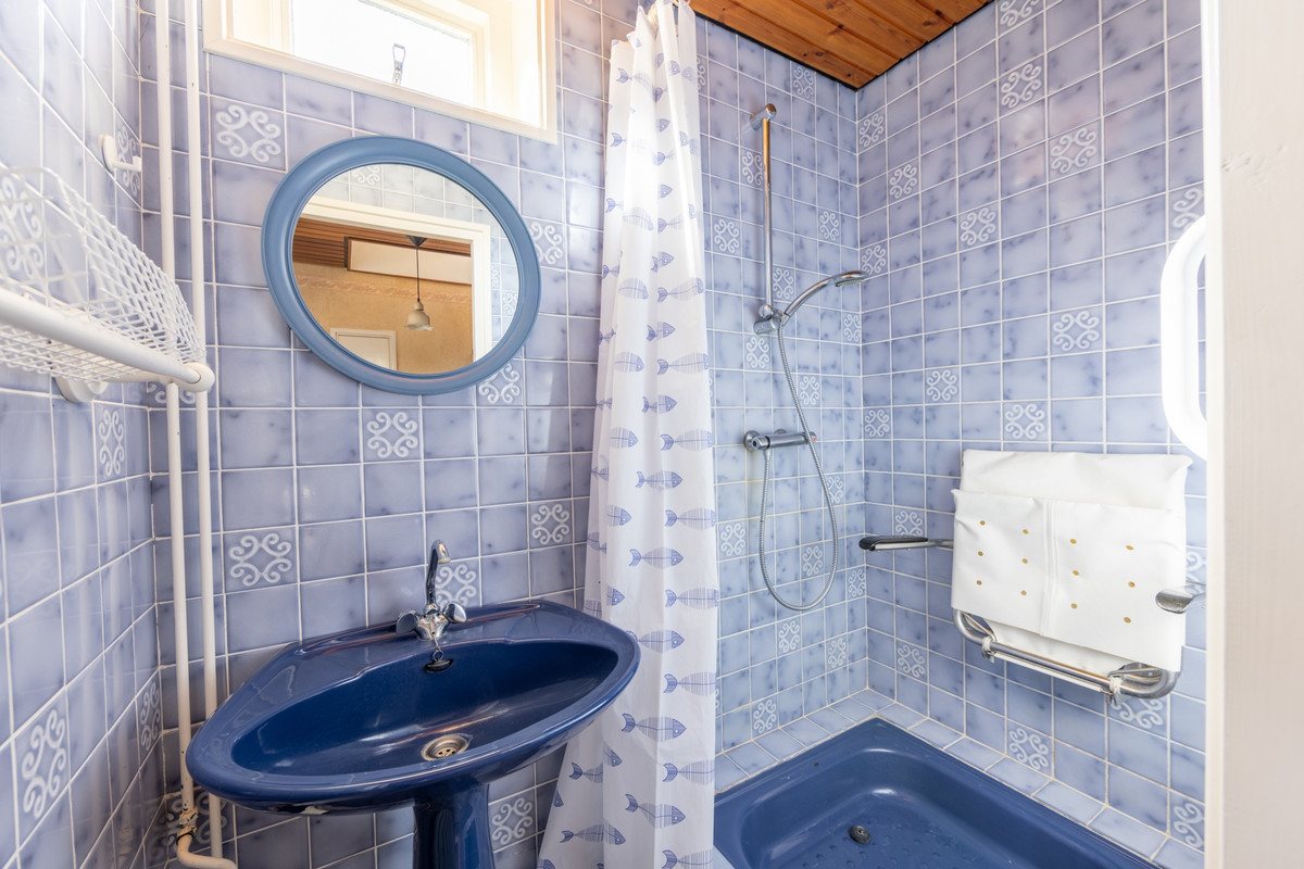 Hoekwoning te koop: Cynthia Lenigestraat 1, Makkum