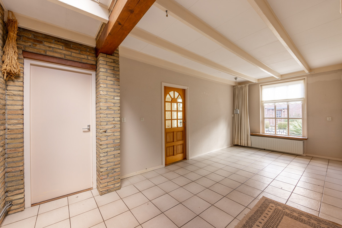 Hoekwoning te koop: Cynthia Lenigestraat 1, Makkum