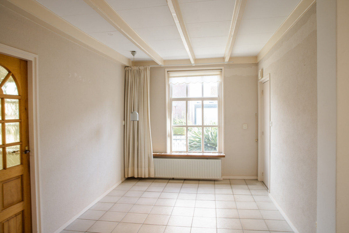Hoekwoning te koop: Cynthia Lenigestraat 1, Makkum