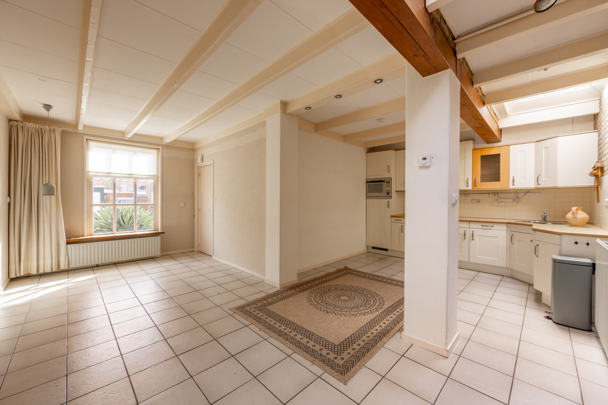 Hoekwoning te koop: Cynthia Lenigestraat 1, Makkum