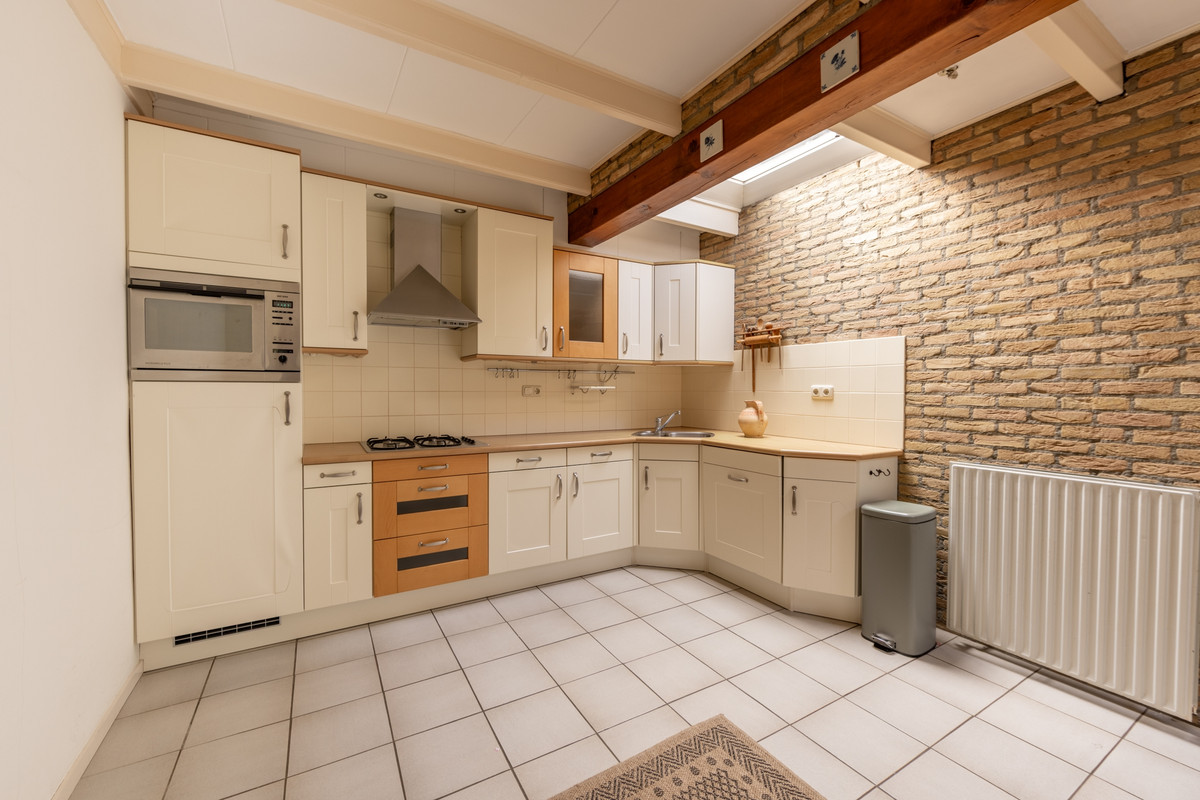 Hoekwoning te koop: Cynthia Lenigestraat 1, Makkum