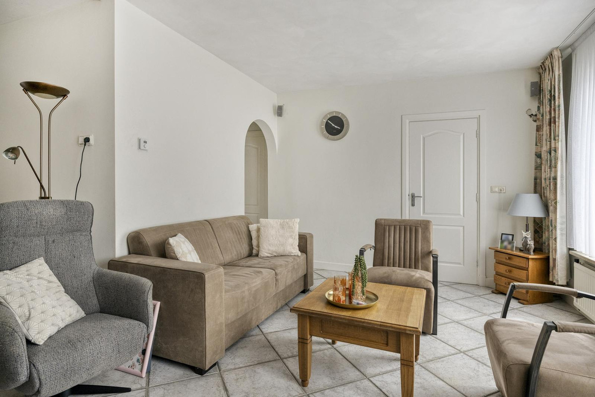 Twee-onder-één-kap te koop: Sluisstraat 37, Someren