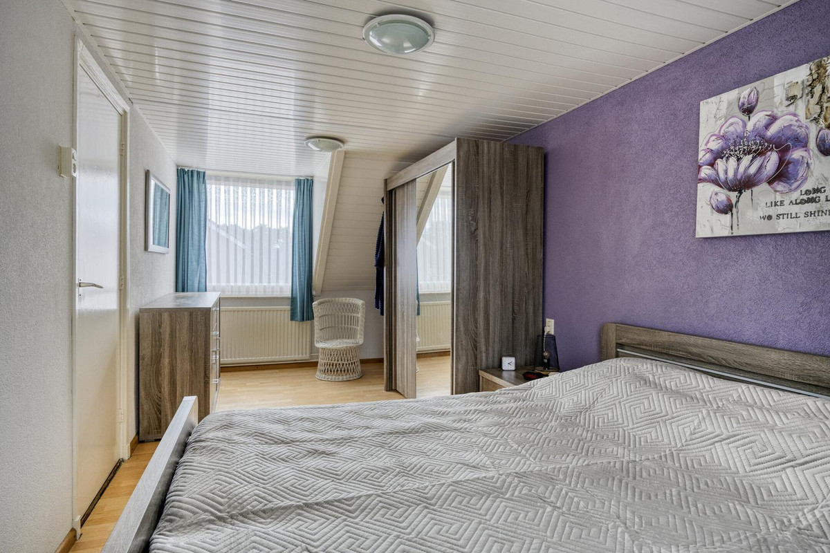 Twee-onder-één-kap te koop: Sluisstraat 37, Someren