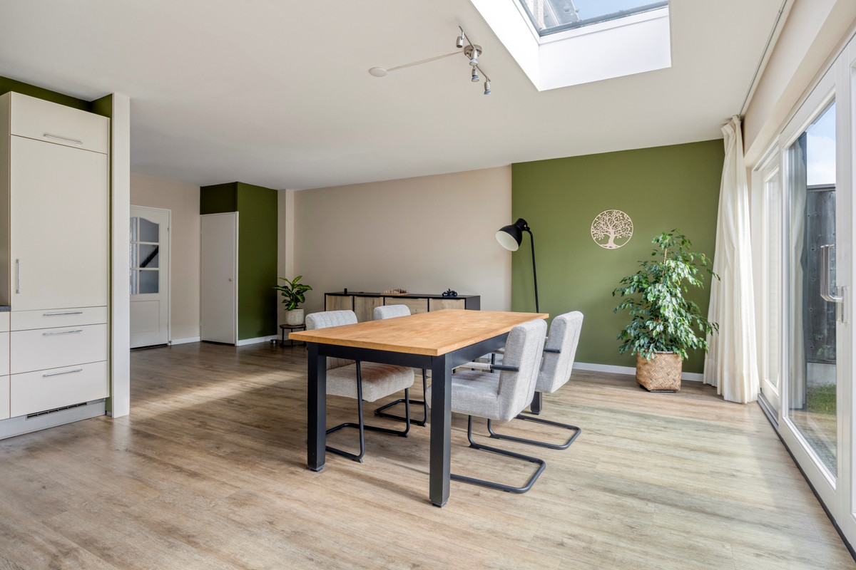 Twee-onder-één-kap te koop: Clematisstraat 25, Denekamp