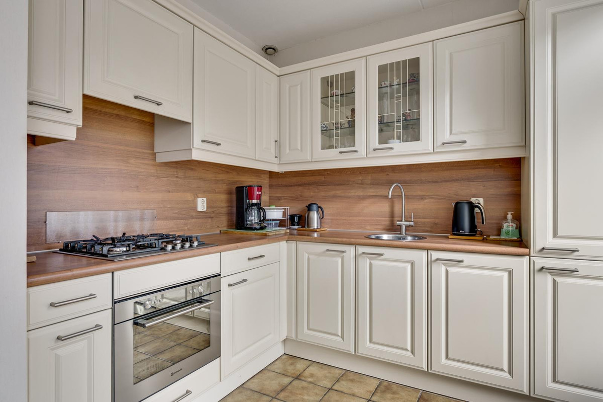 Tussenwoning te koop: Florastraat 140, Nederweert