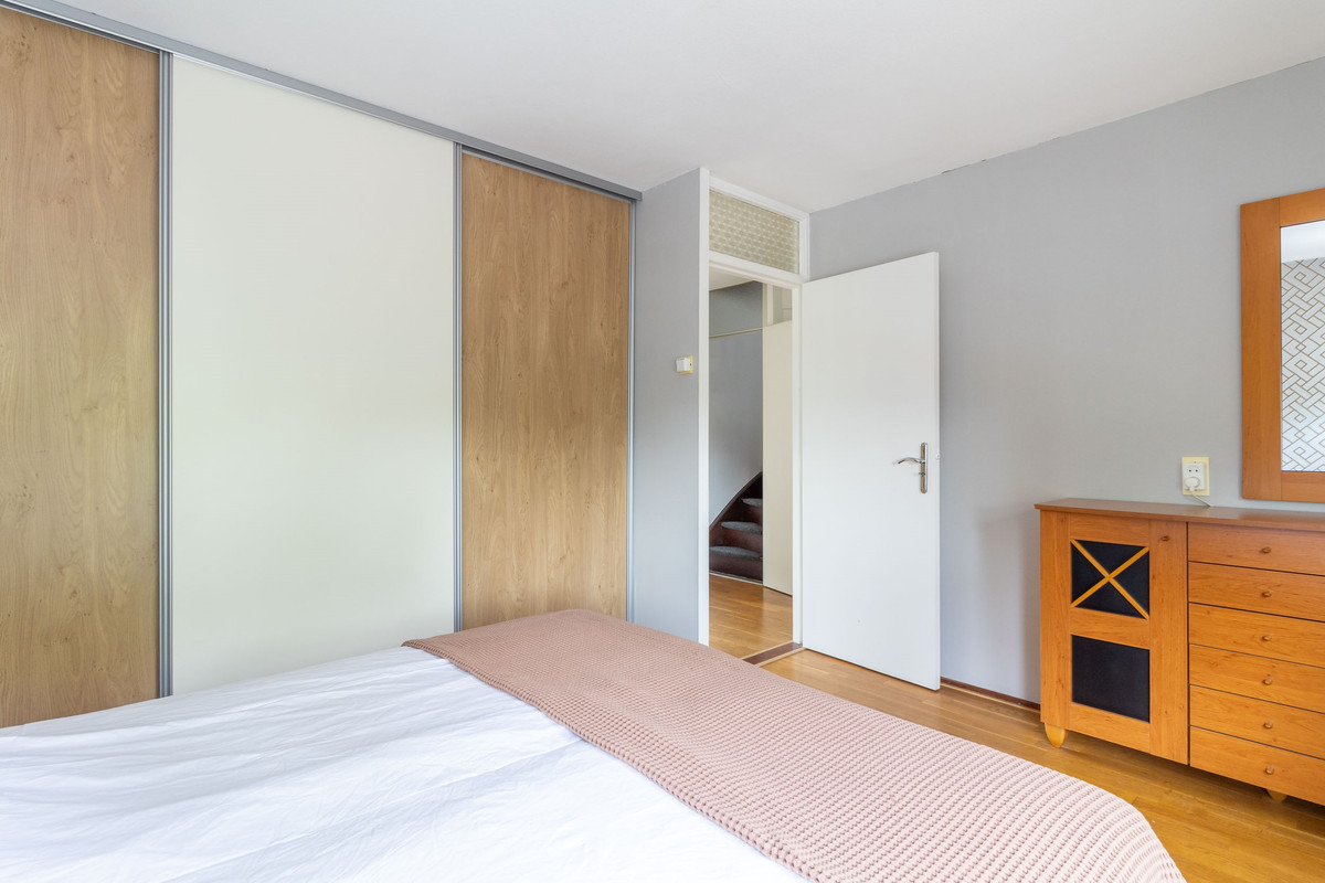 Tussenwoning te koop: Beethovenlaan 14, Bunschoten-Spakenburg