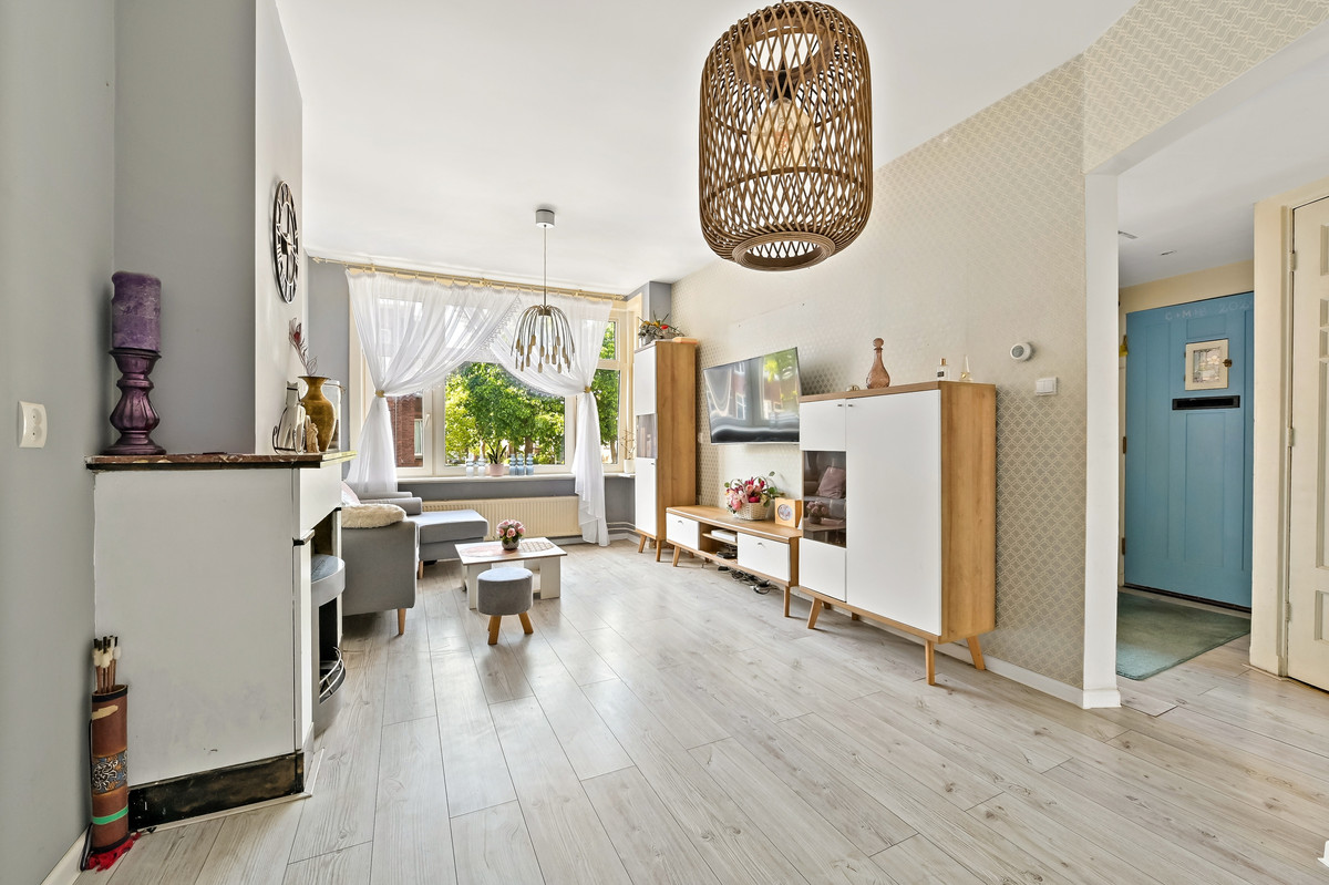 Appartement te koop: Elise Van Calcarstraat 24, 'S-Gravenhage