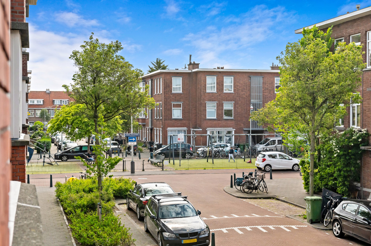 Appartement te koop: Elise Van Calcarstraat 24, 'S-Gravenhage
