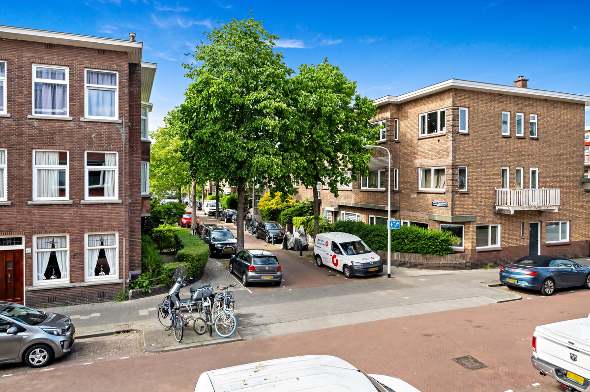 Appartement te koop: Elise Van Calcarstraat 24, 'S-Gravenhage