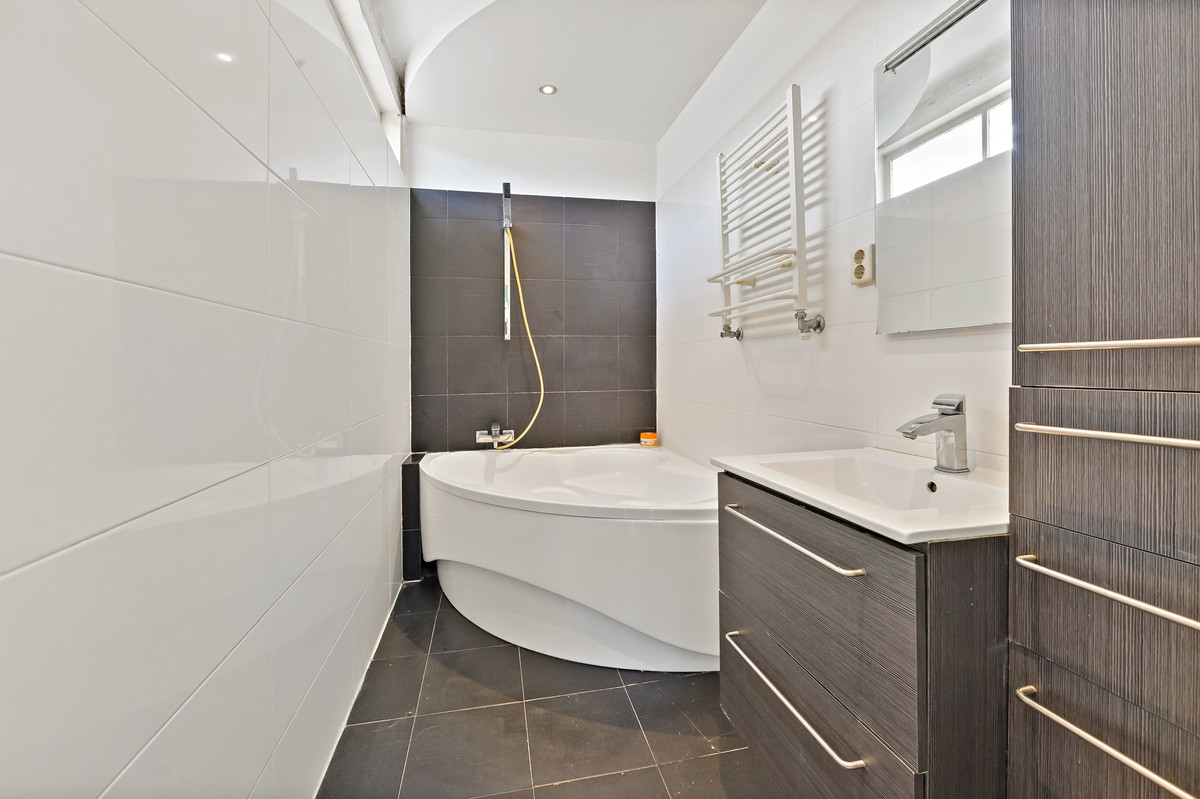 Appartement te koop: Elise Van Calcarstraat 24, 'S-Gravenhage