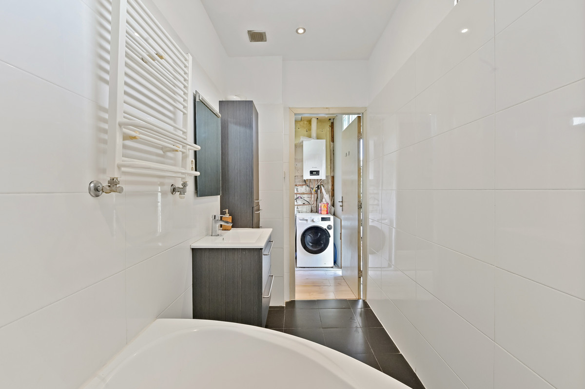 Appartement te koop: Elise Van Calcarstraat 24, 'S-Gravenhage