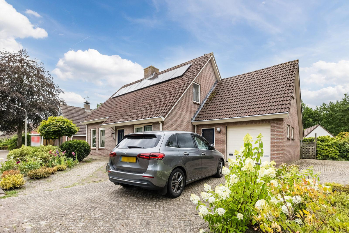 Vrijstaande woning te koop: Drostenstraat 36, Zuidwolde