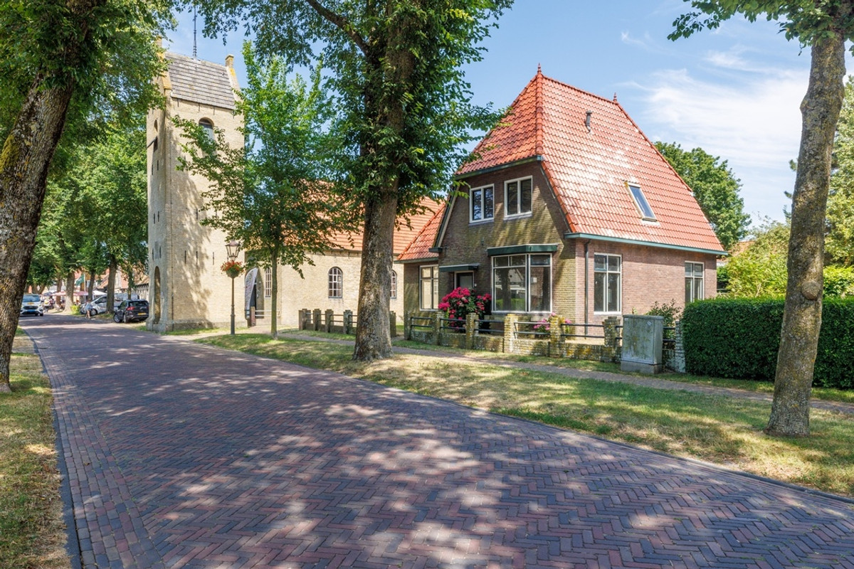 Vrijstaande woning te koop: Camminghastraat 12, Ballum