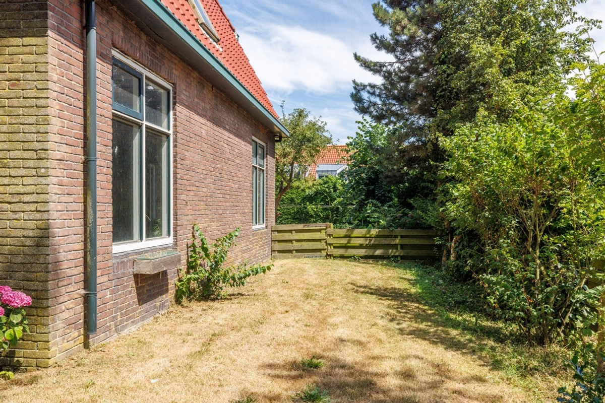 Vrijstaande woning te koop: Camminghastraat 12, Ballum