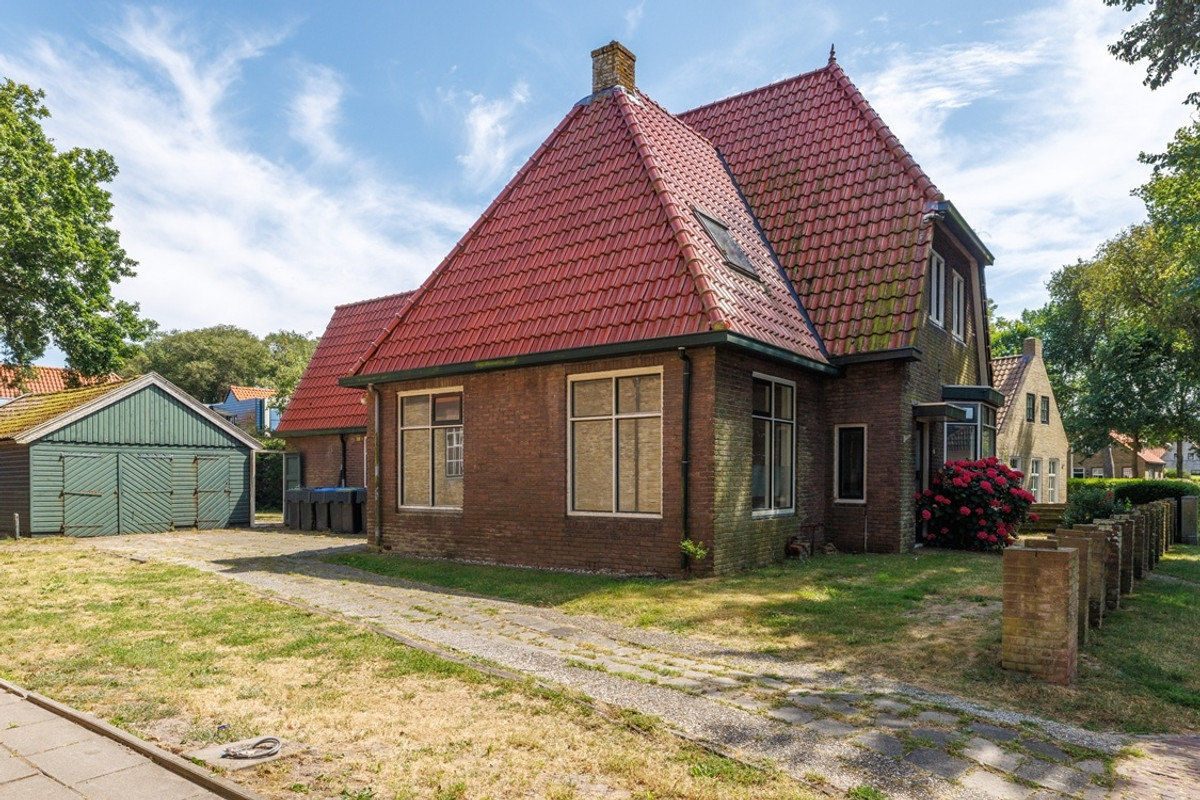 Vrijstaande woning te koop: Camminghastraat 12, Ballum