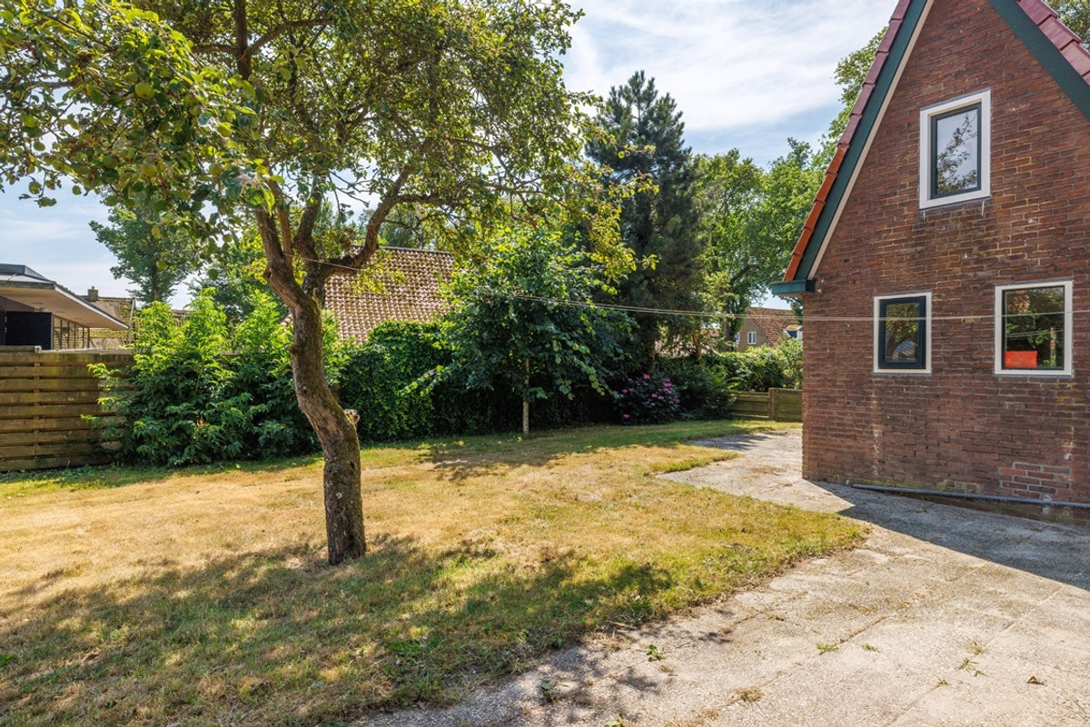 Vrijstaande woning te koop: Camminghastraat 12, Ballum