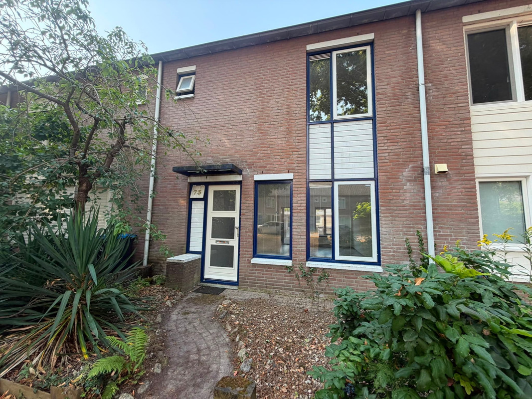 5-pièce maison et famille unique de 130 m²