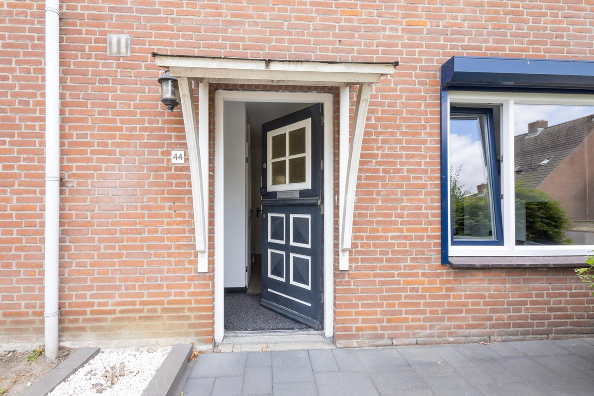 Hoekwoning te koop: IJsselstraat 44, Terneuzen