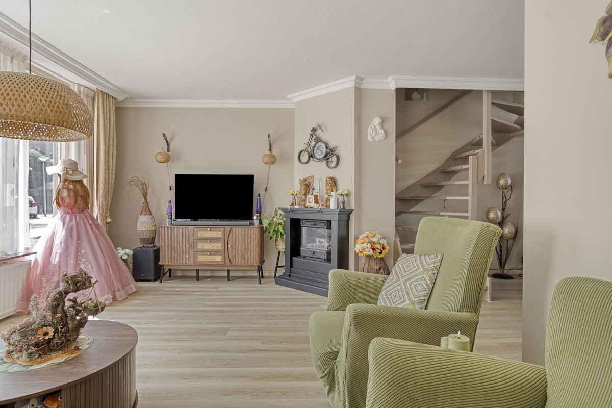 Tussenwoning te koop: Kruidhof 14, Bergen Op Zoom