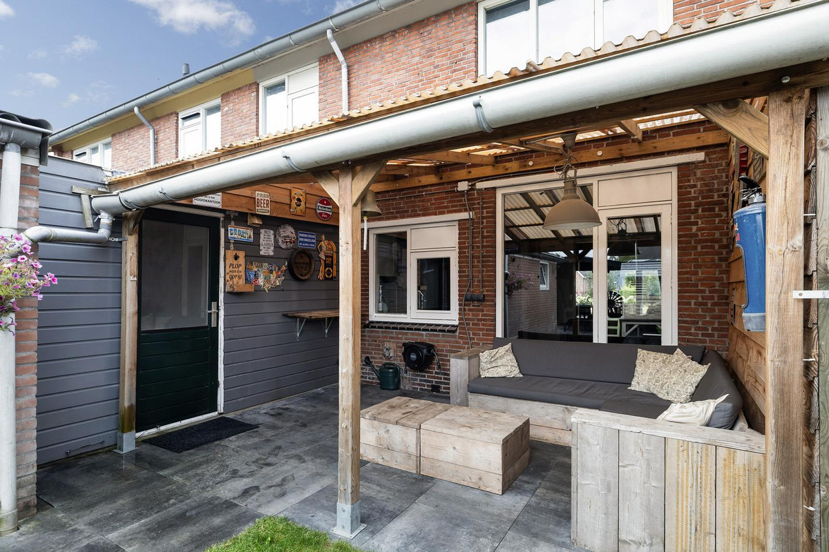 Tussenwoning te koop: Wijkstraat 111, Nieuw-Amsterdam