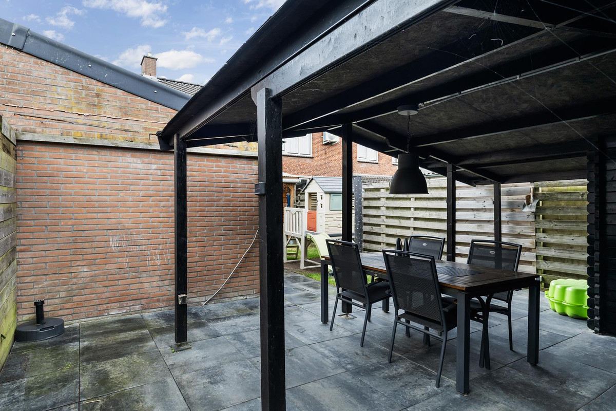 Tussenwoning te koop: Wijkstraat 111, Nieuw-Amsterdam