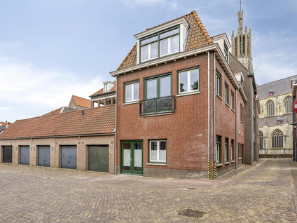 Basiliekstraatje 28