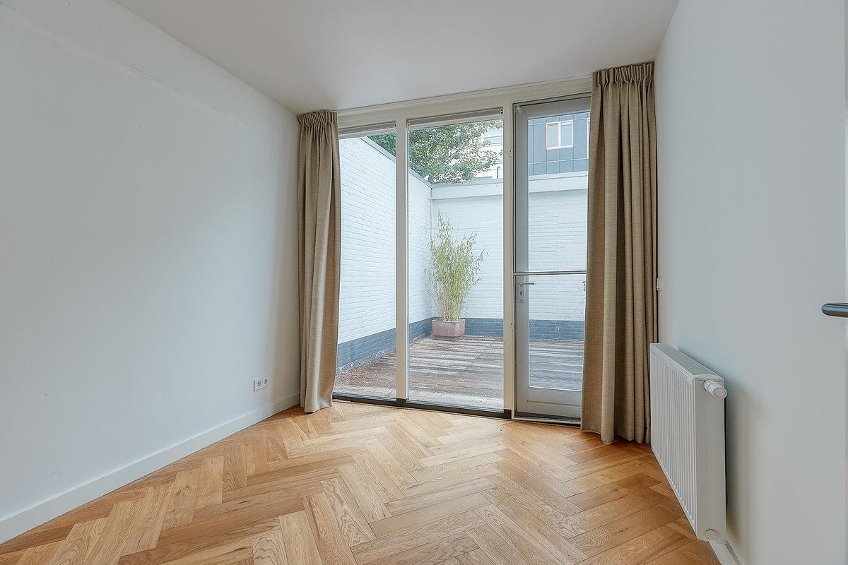 Appartement te huur: Van Kinsbergenstraat 112, 'S-Gravenhage