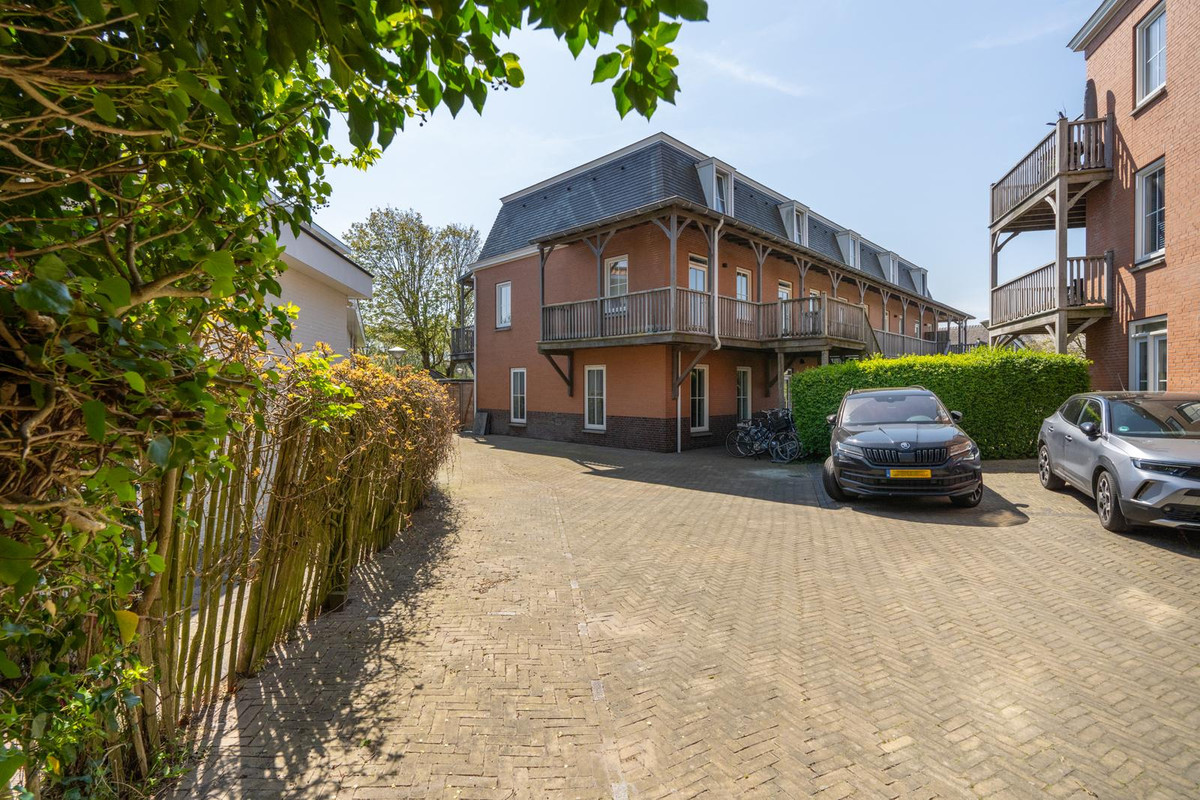 Appartement te koop: Strandweg 50-002, Nes