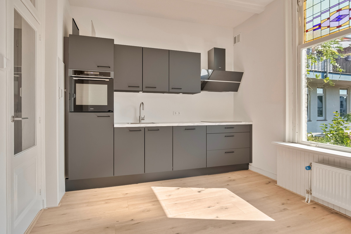 Tussenwoning te huur: Tollensstraat 42, Rotterdam