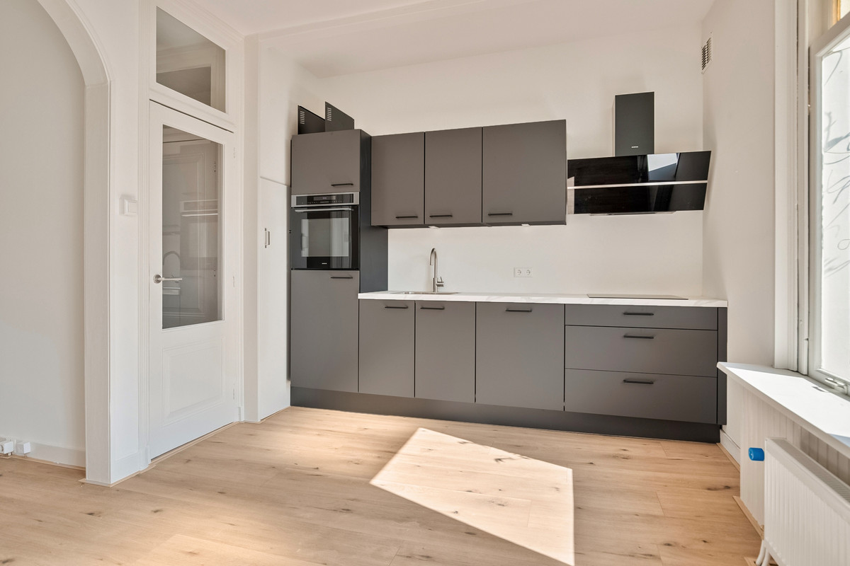 Tussenwoning te huur: Tollensstraat 42, Rotterdam