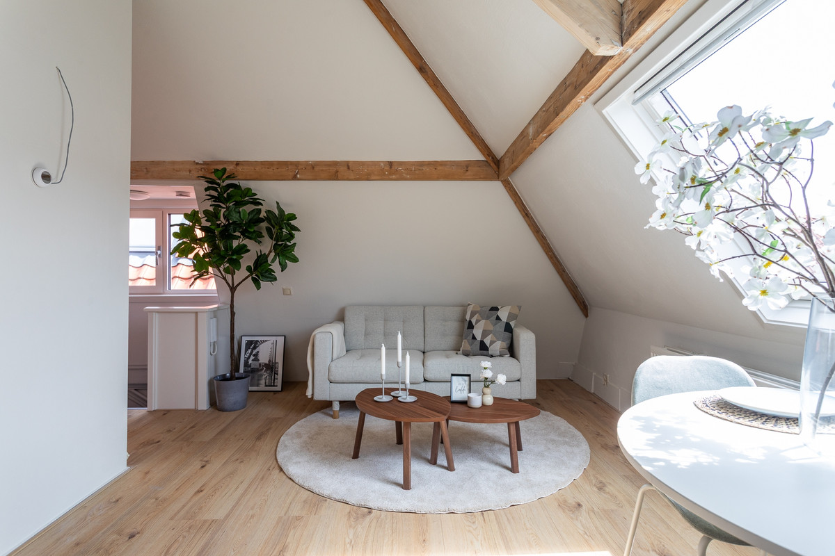 Studio te koop: Van Bylandtstraat 87B, 'S-Gravenhage