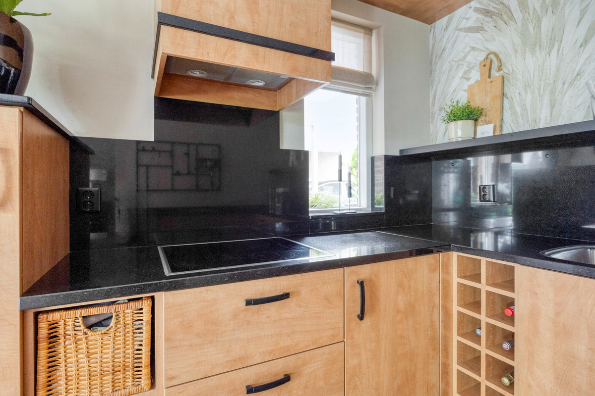Tussenwoning te koop: Houtwal 19, Wierden