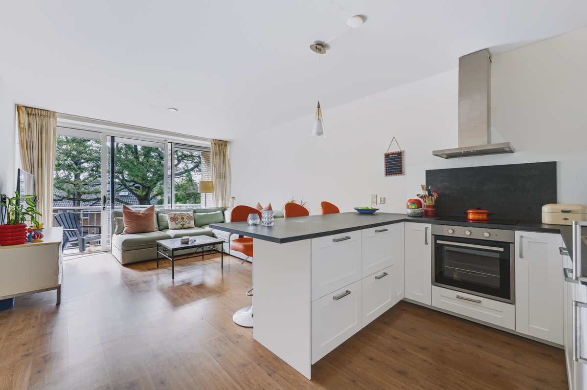 Appartement te koop: Eemnesserweg 7A21, Hilversum