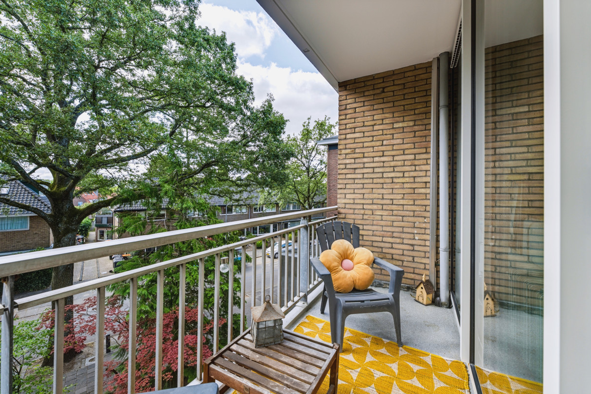 Appartement te koop: Eemnesserweg 7A21, Hilversum