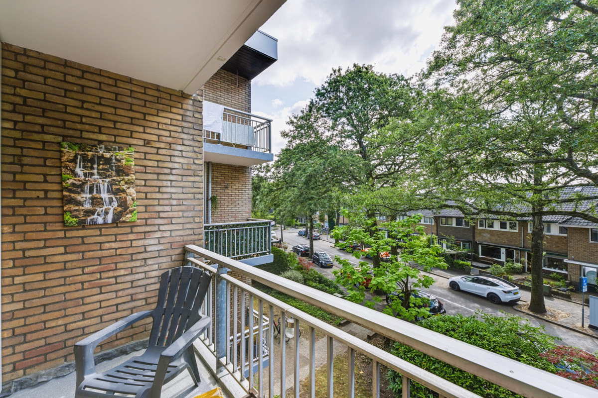 Appartement te koop: Eemnesserweg 7A21, Hilversum
