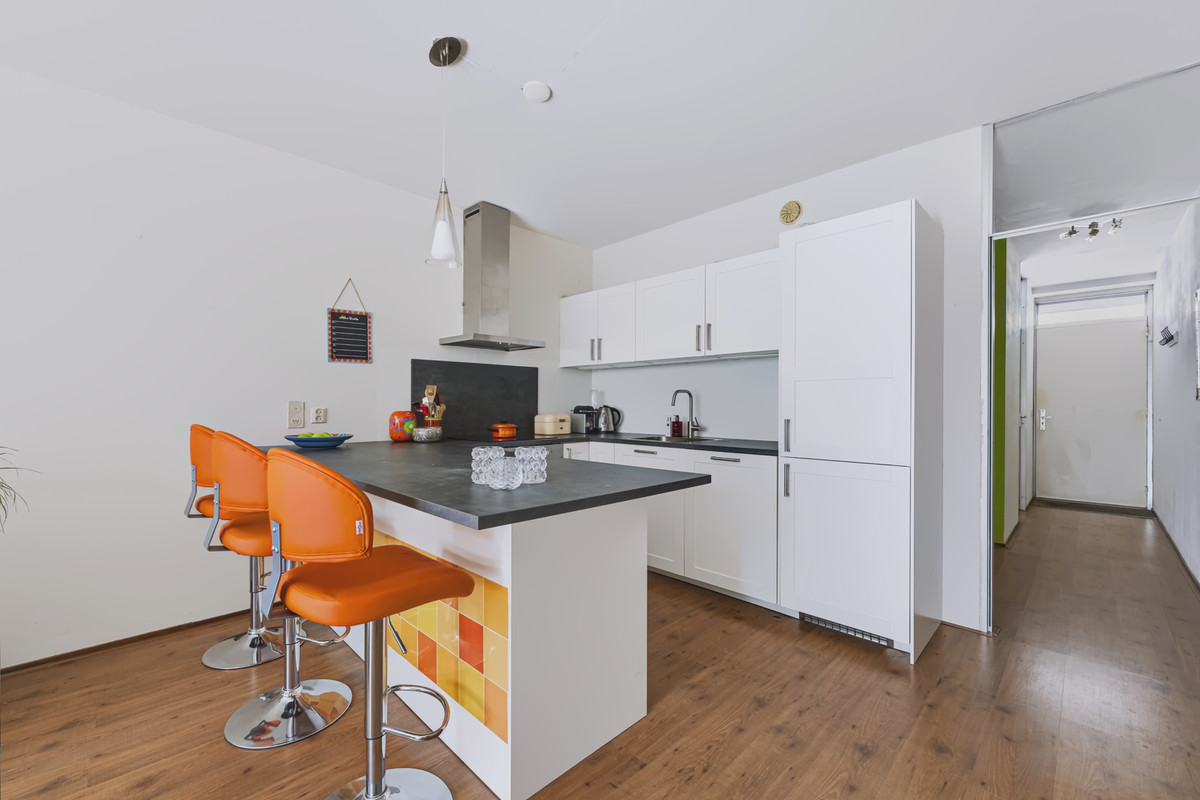 Appartement te koop: Eemnesserweg 7A21, Hilversum