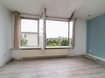 Russischestraat 32A 02