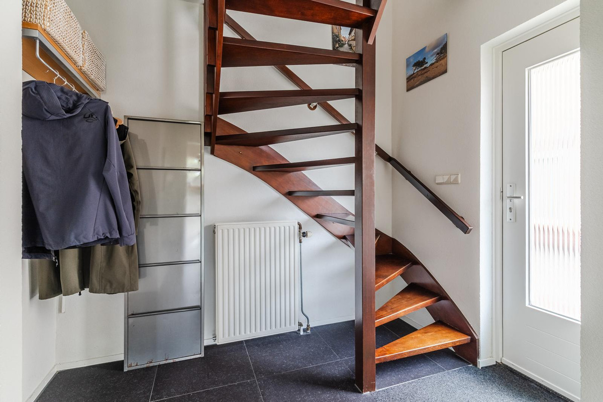 Twee-onder-één-kap te koop: Madeliefstraat 4, Berkel-Enschot