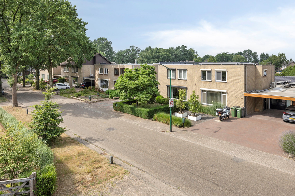 Tussenwoning te koop: Deken van der Cammenweg 20, Heesch