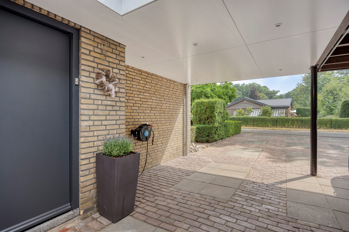 Tussenwoning te koop: Deken van der Cammenweg 20, Heesch