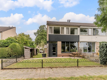 Korenschoof 28