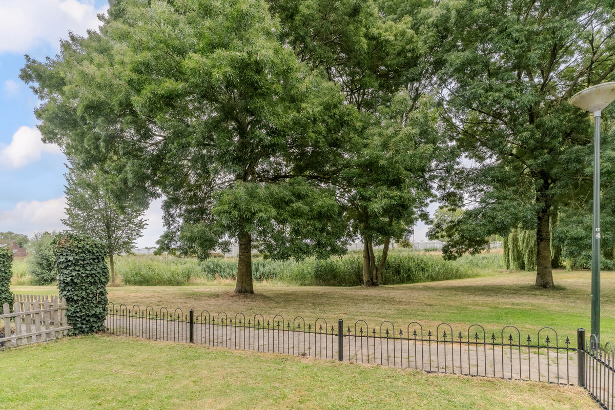 Hoekwoning te koop: Korenschoof 28, Giessen