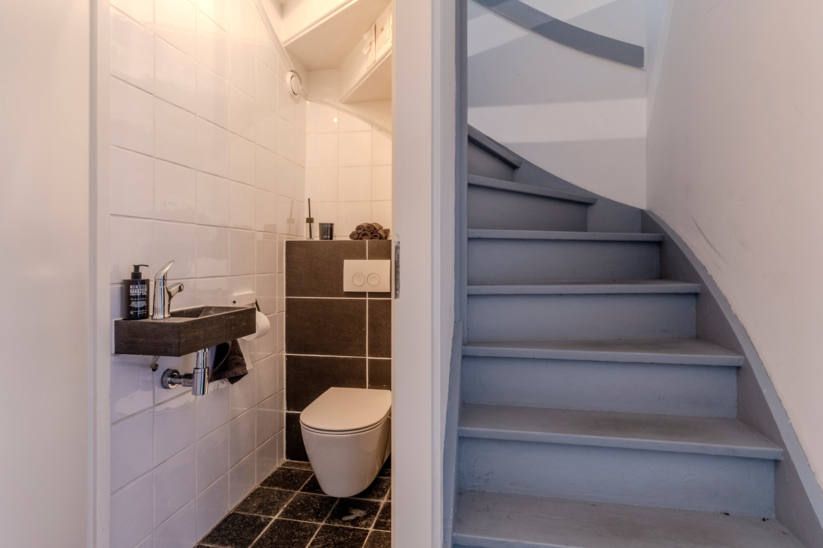Hoekwoning te koop: Korenschoof 28, Giessen